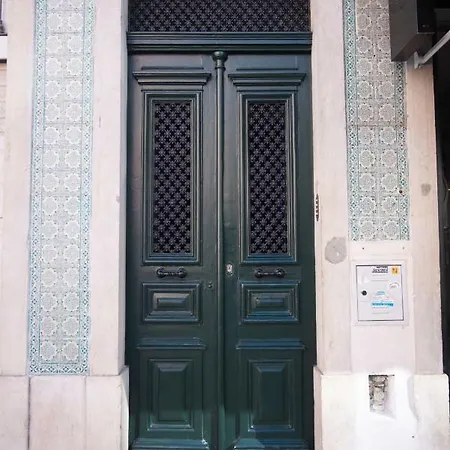 Estrela Bright & Charming Lisbon